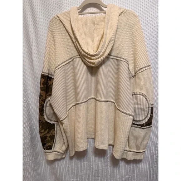 POL Oversized Hoodie Top, Sz Large, Cream Thermal Body, Camo Patch, Balloon Slv - Picture 3 of 8